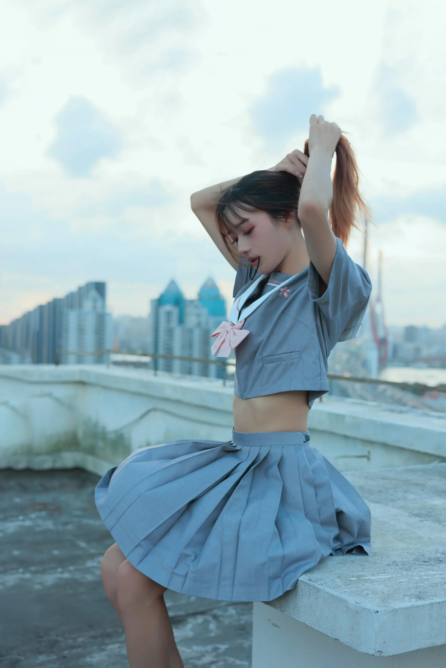 [艺图语] 2022.06.12 天台纸飞机 兔子Zzz不吃胡萝卜 [28P]插图8